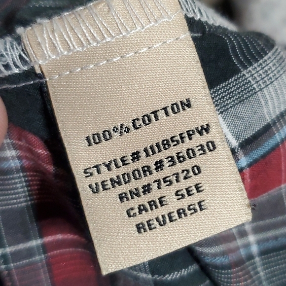 Bke athletic fit red black plaid pearl snap western style shirt - Picture 7 of 7